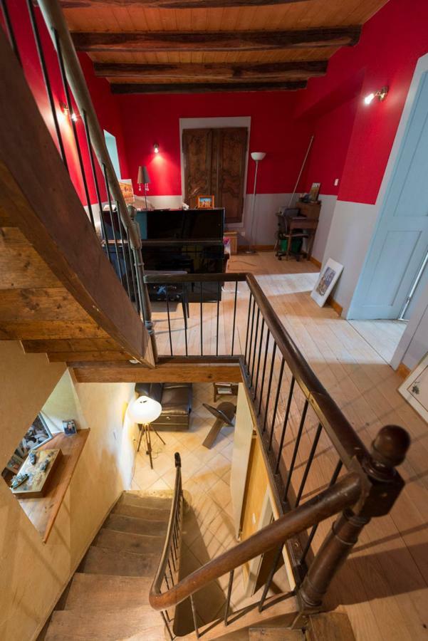 Chambres D'Hotes Des Deux Lacs Ceyzerieu エクステリア 写真